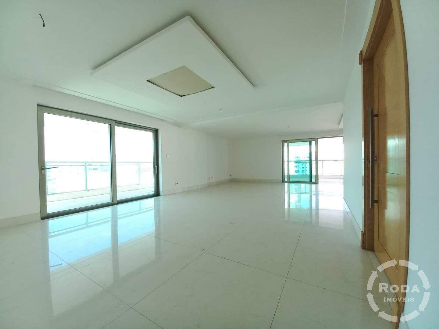 Apartamento à venda no Ponta da Praia: 