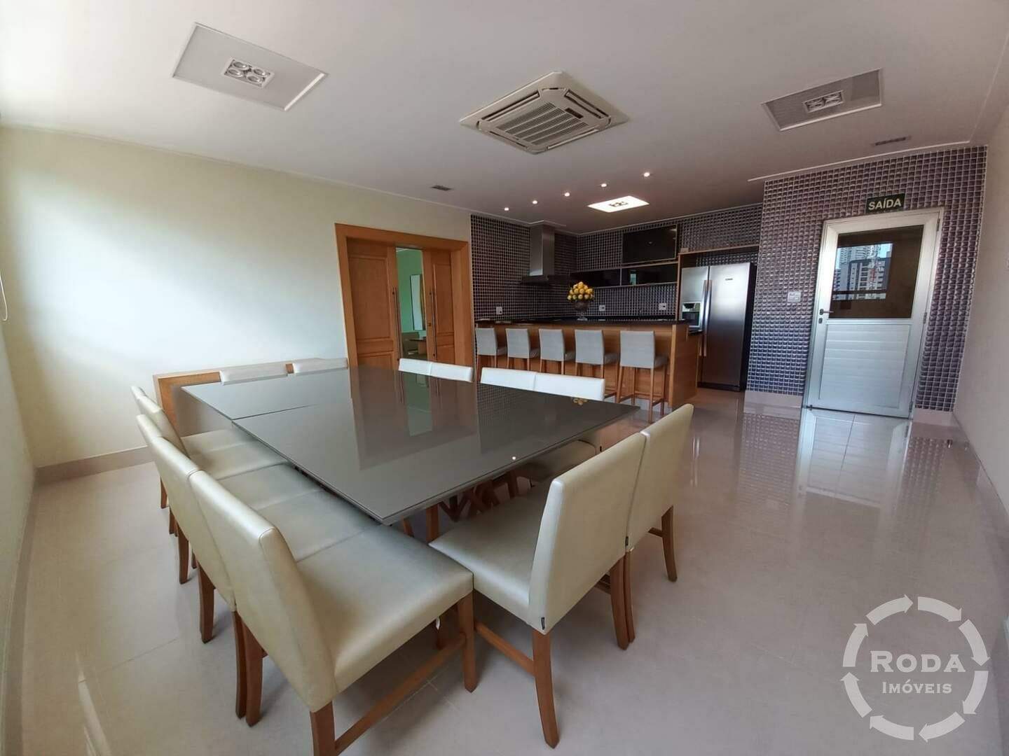 Apartamento à venda no Ponta da Praia: 