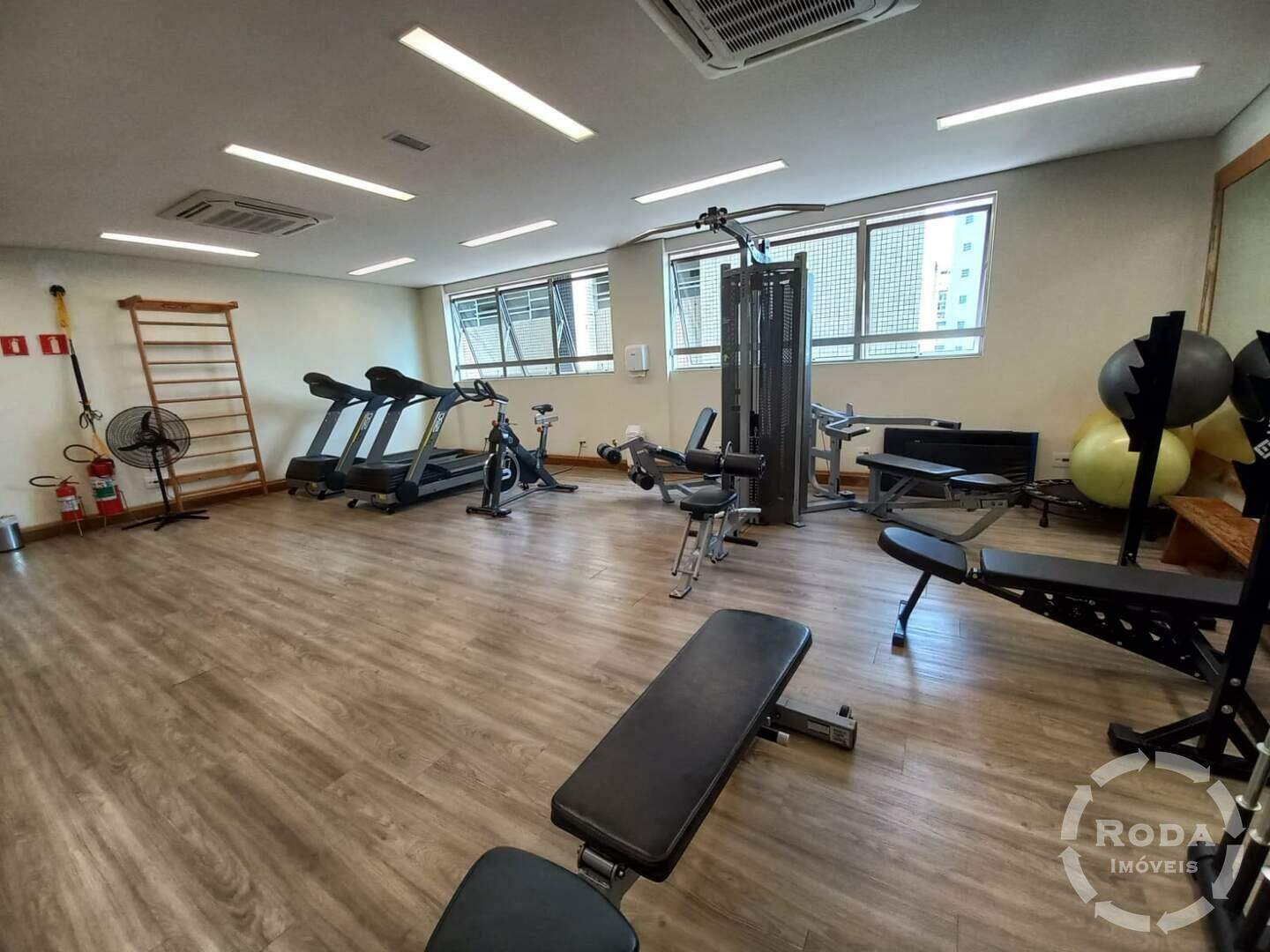 Apartamento à venda no Ponta da Praia: 
