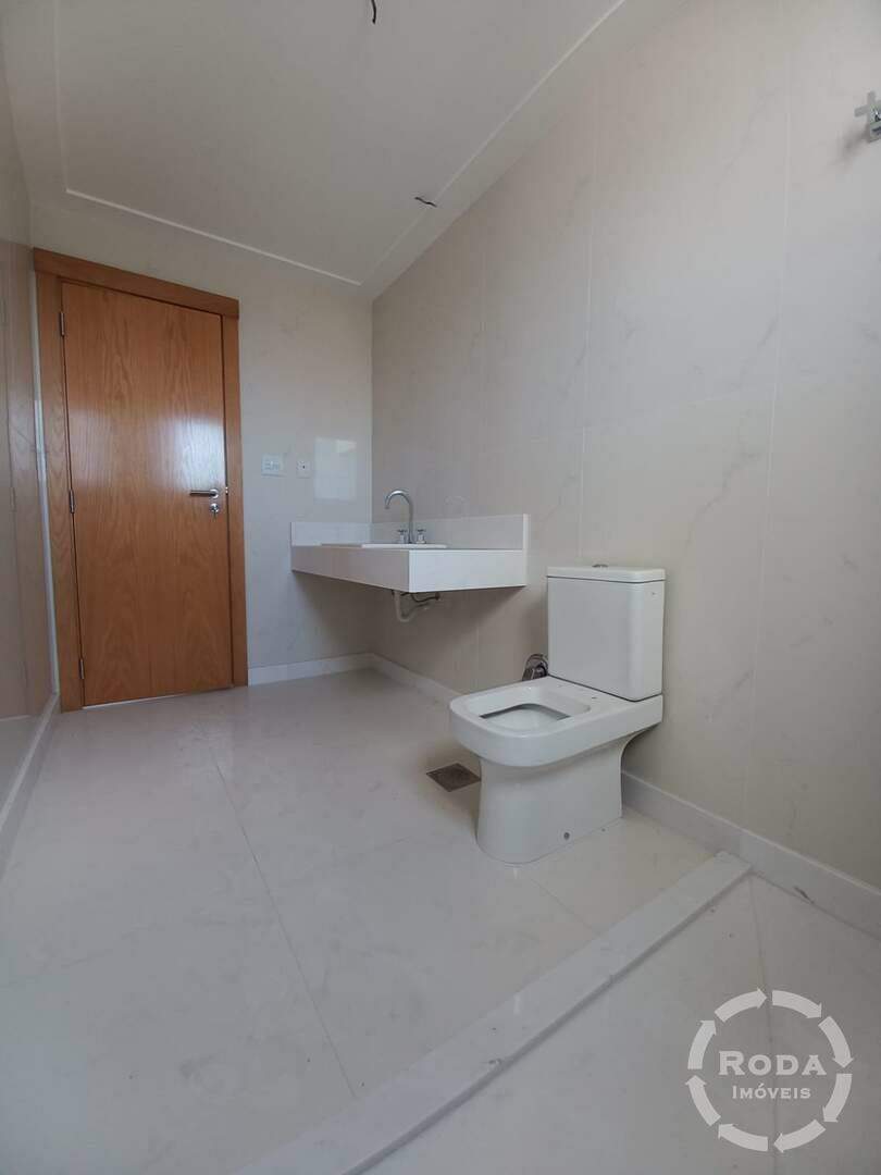 Apartamento à venda no Ponta da Praia: 