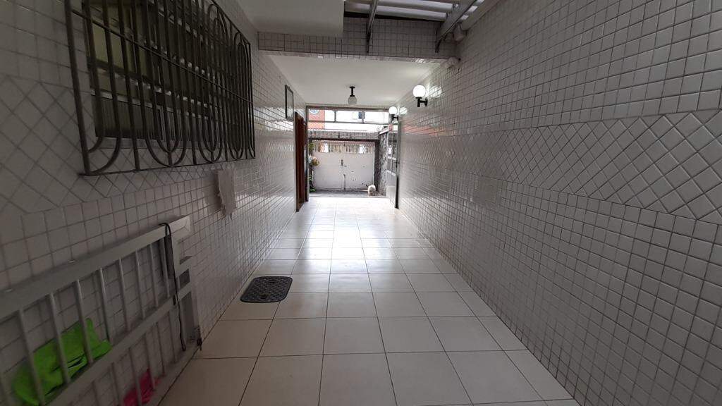 Sobrado à venda no Marapé: 