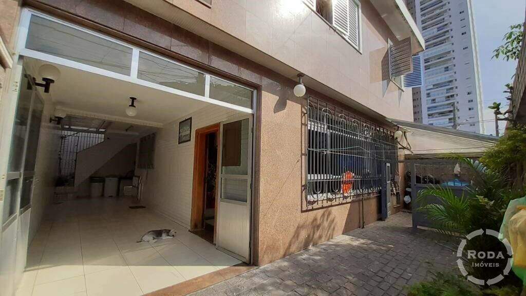 Sobrado à venda no Marapé: 