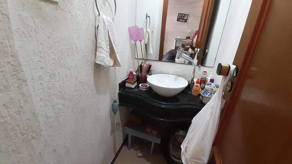 Sobrado à venda no Marapé: 