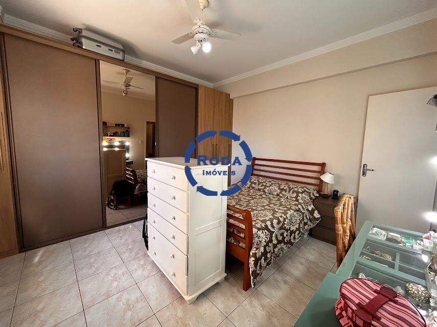 Apartamento à venda no Ponta da Praia: 