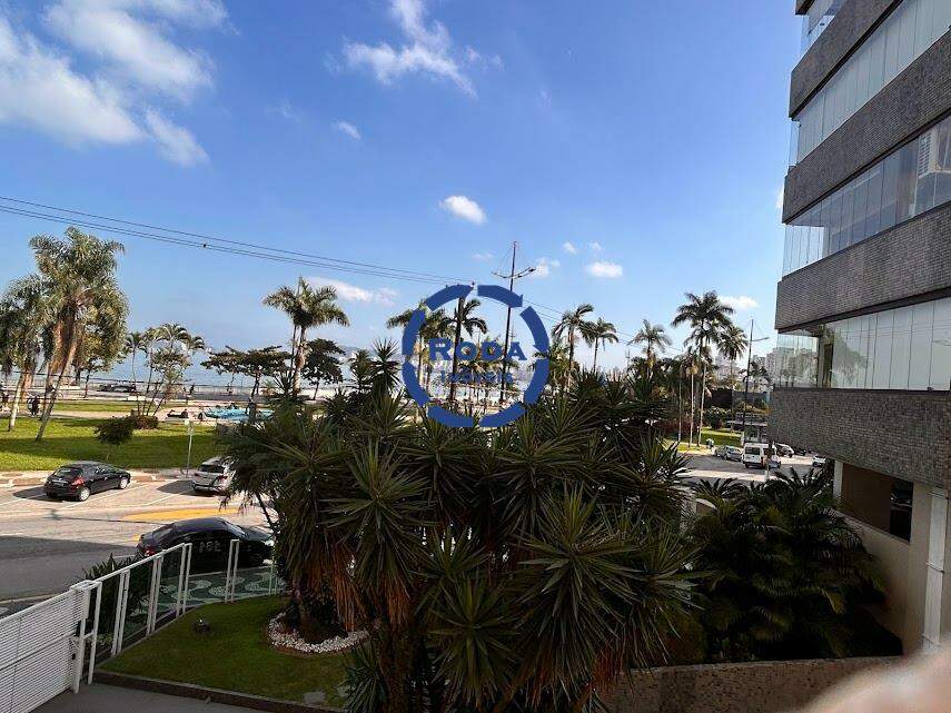 Apartamento à venda no Ponta da Praia: 