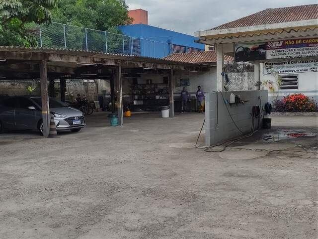 Terreno à venda no Macuco: 