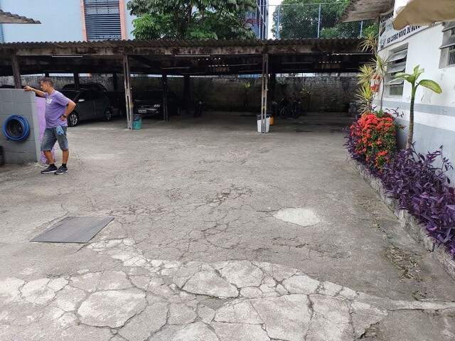 Terreno à venda no Macuco: 