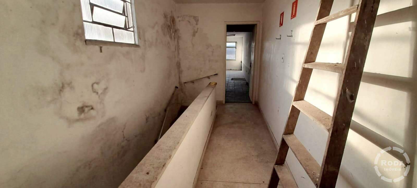 Prédio para aluguel no Vila Mathias: 