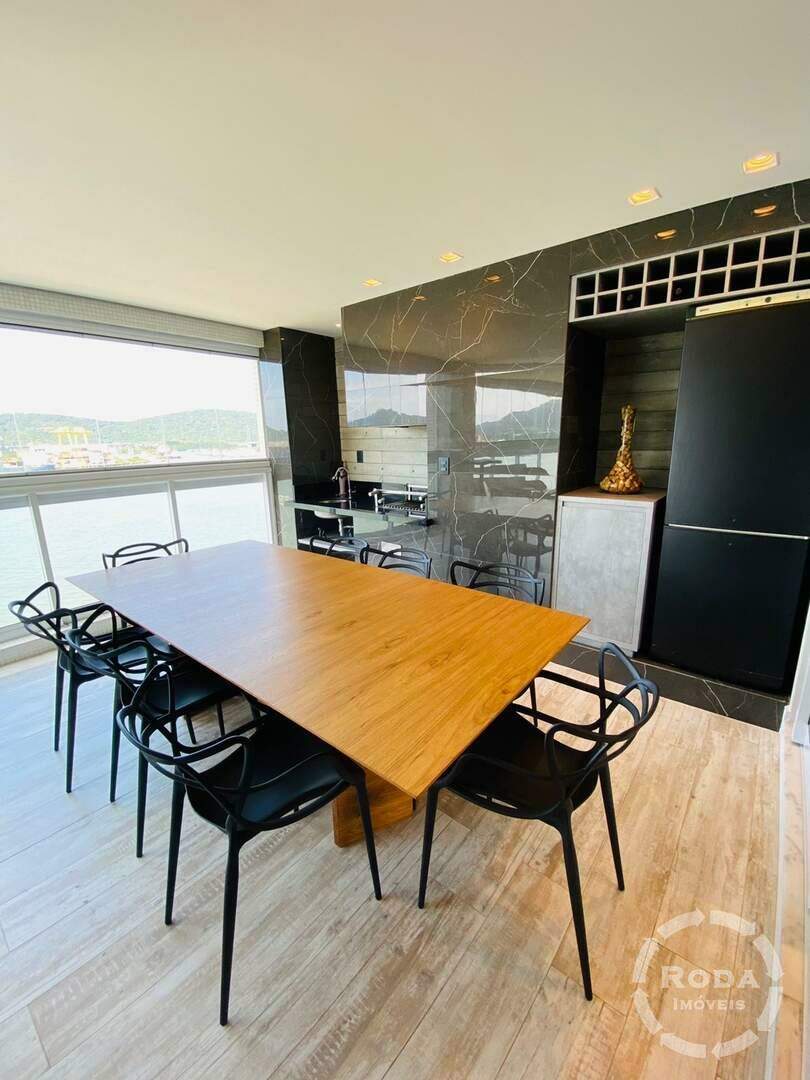 Apartamento à venda no Ponta da Praia: 