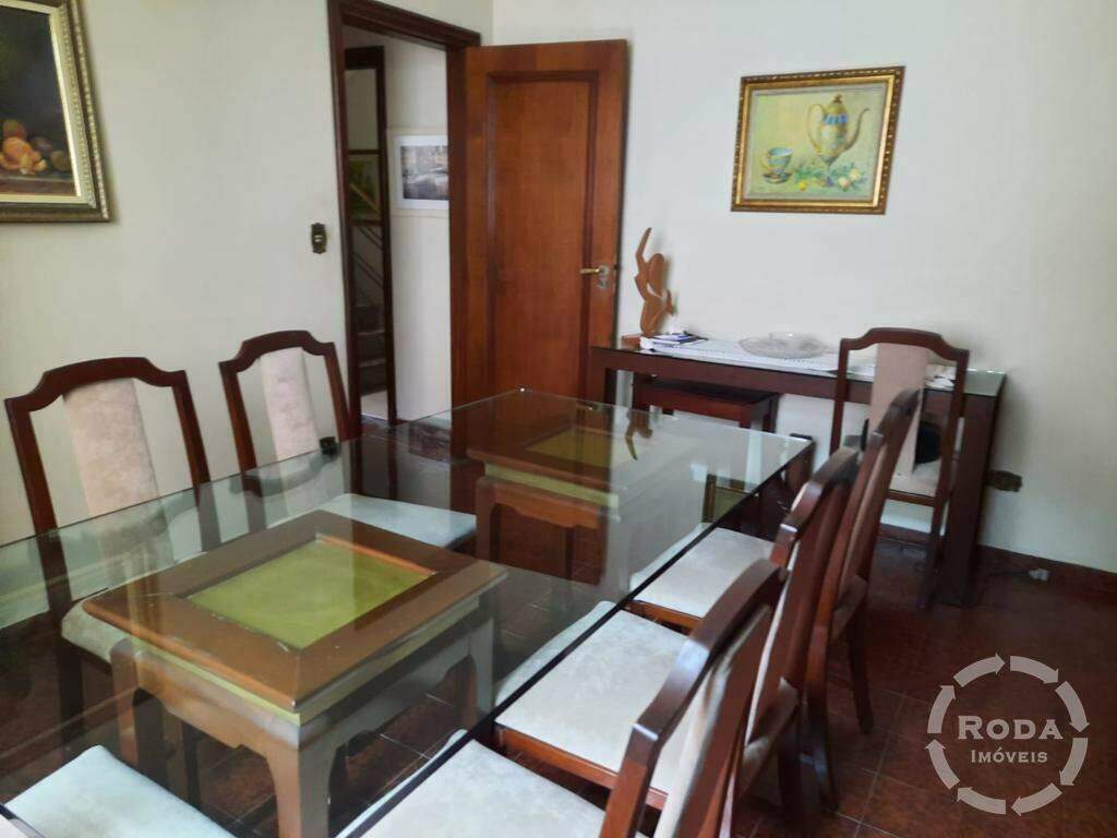 Sobrado para aluguel no Boqueirão: 