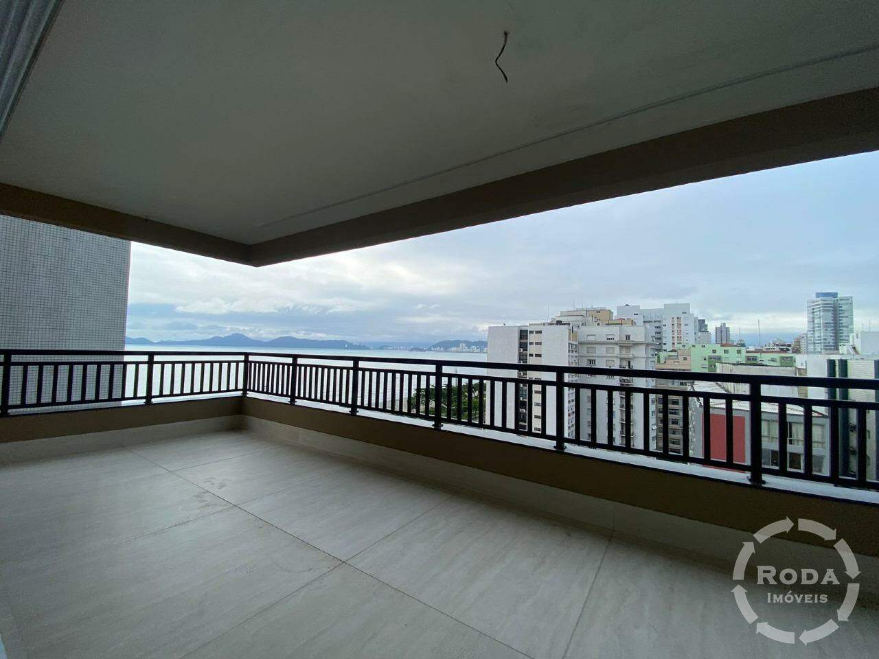 Apartamento à venda no Ponta da Praia: 