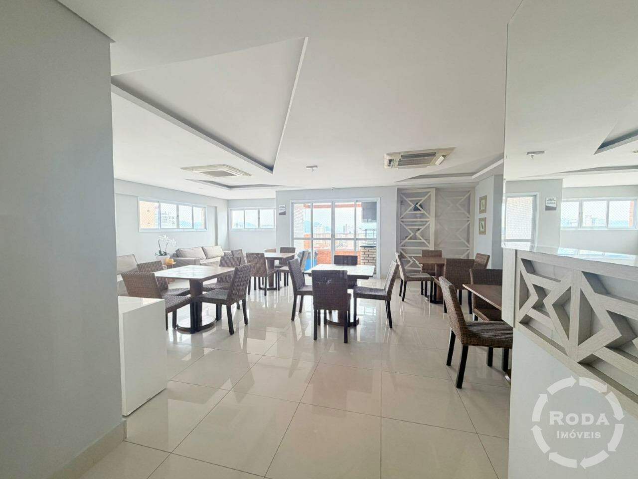 Apartamento à venda no Boqueirão: salão festas