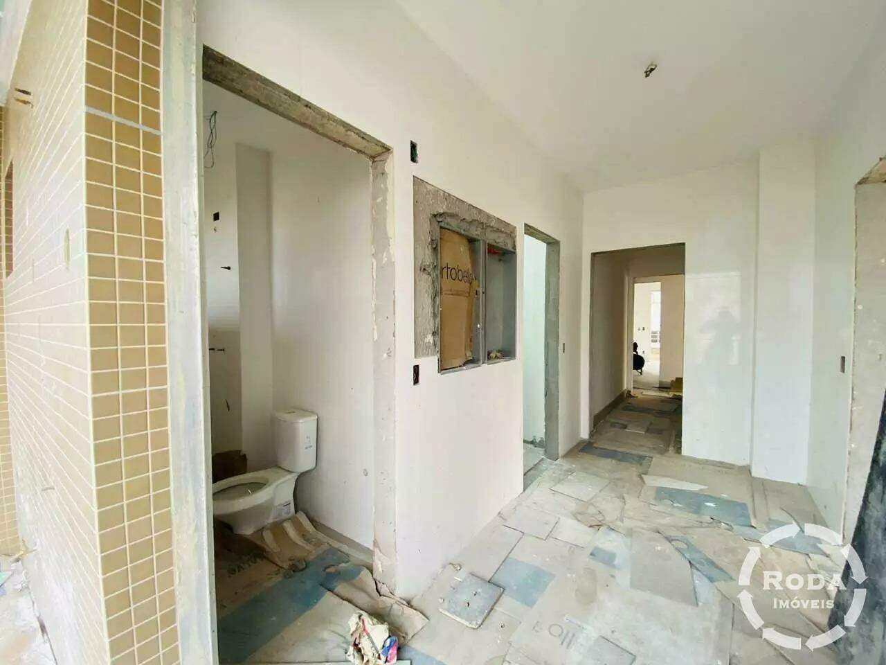 Apartamento à venda no Ponta da Praia: 