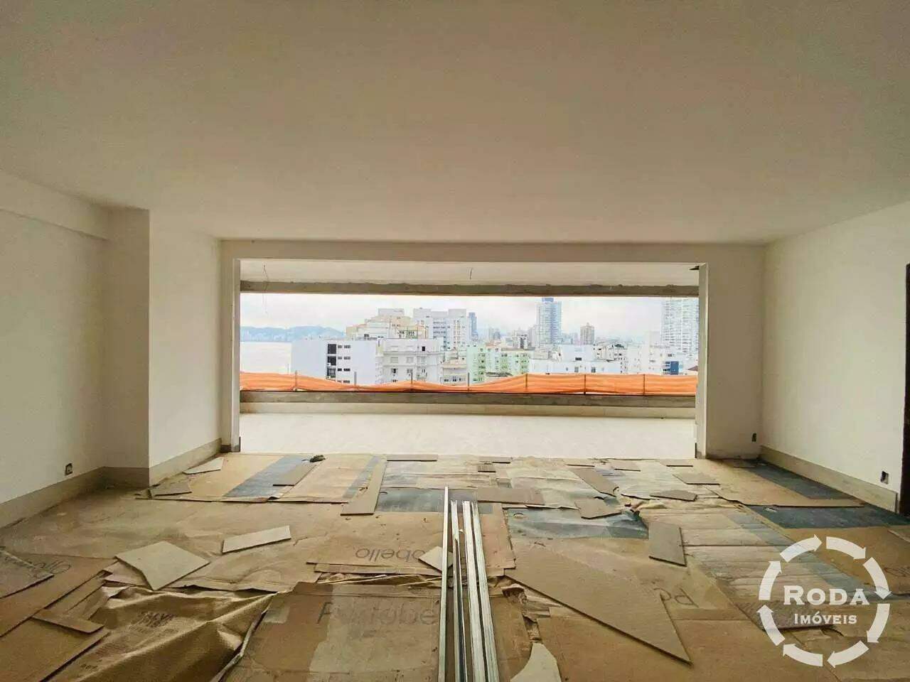 Apartamento à venda no Ponta da Praia: 