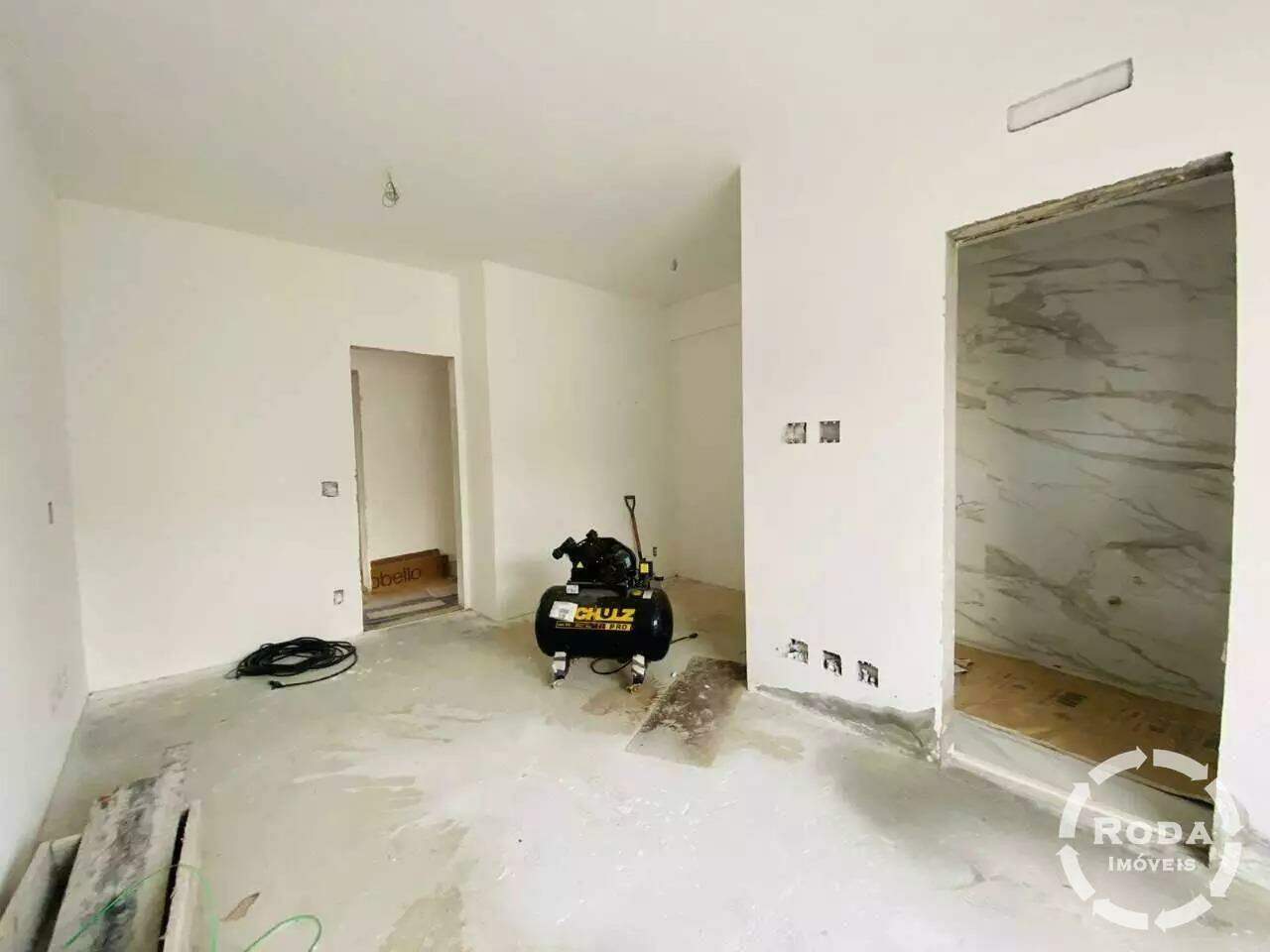 Apartamento à venda no Ponta da Praia: 