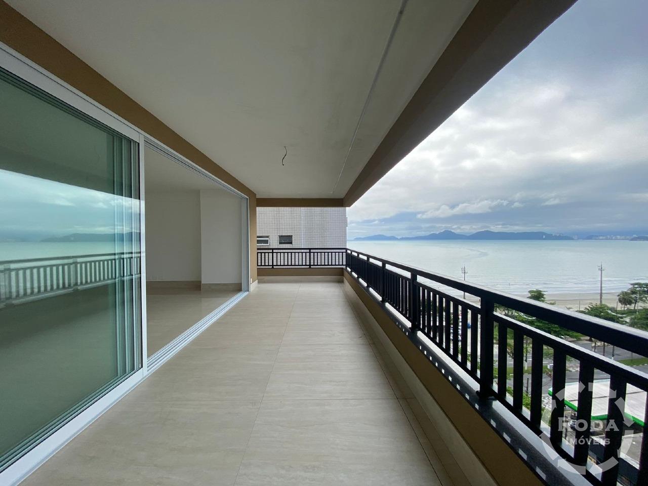 Apartamento à venda no Ponta da Praia: 