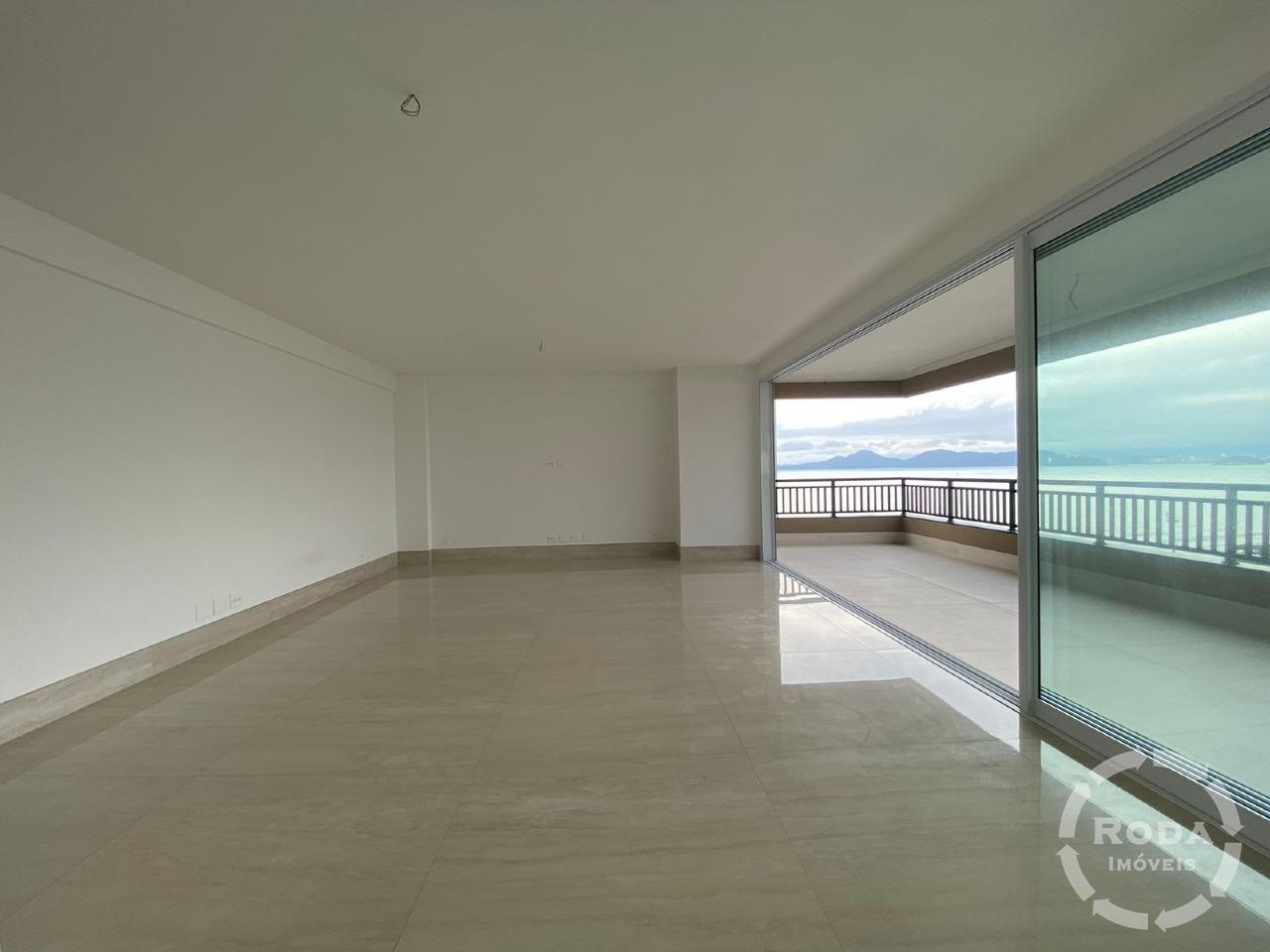 Apartamento à venda no Ponta da Praia: 