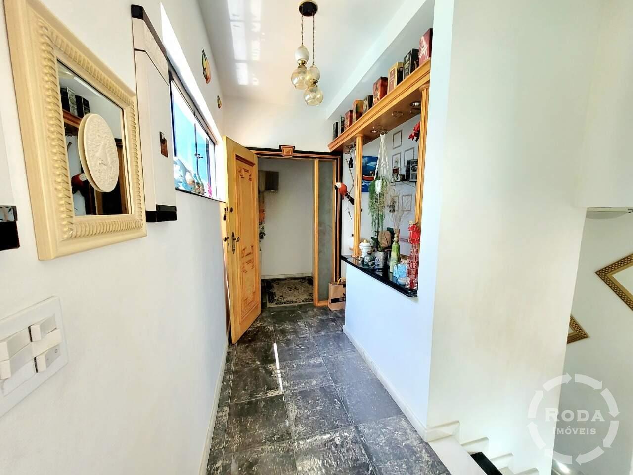 Cobertura à venda no Ponta da Praia: 