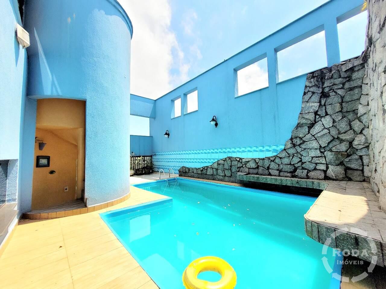 Cobertura à venda no Ponta da Praia: 