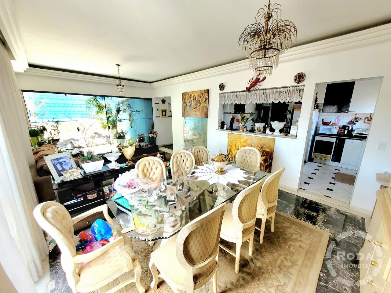 Cobertura à venda no Ponta da Praia: 