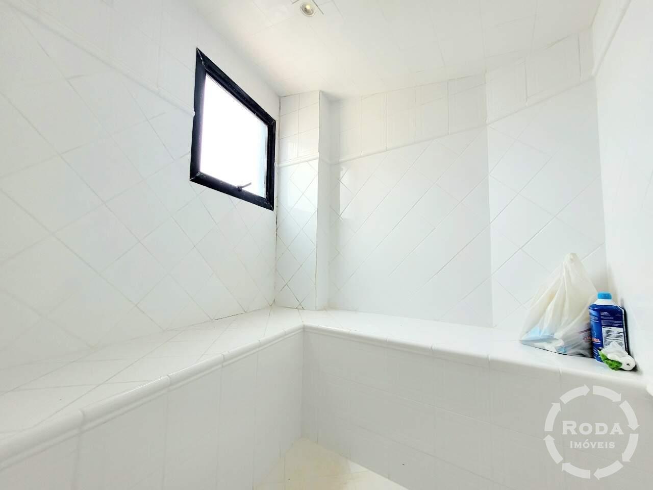 Cobertura à venda no Ponta da Praia: 