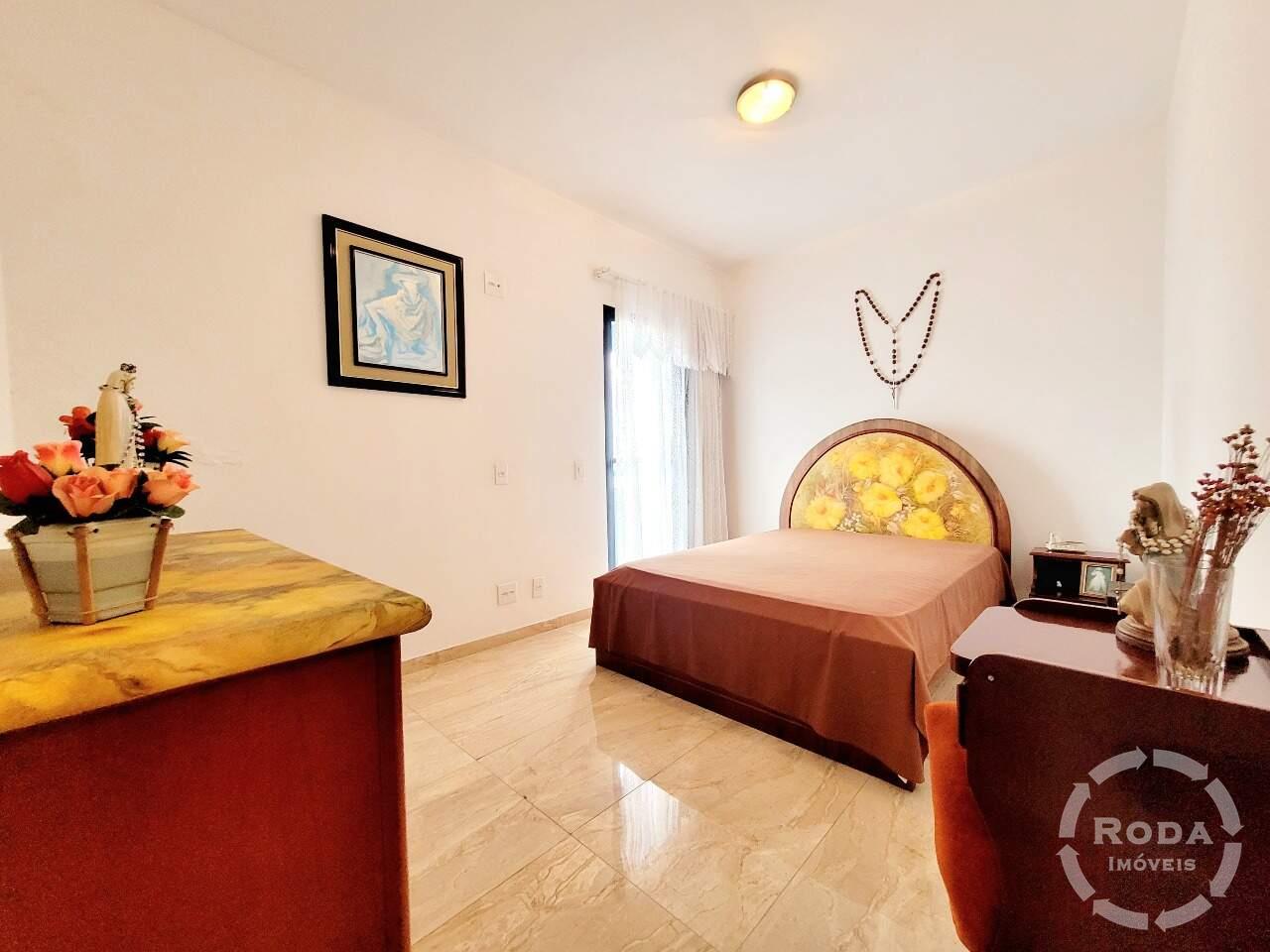 Cobertura à venda no Ponta da Praia: 