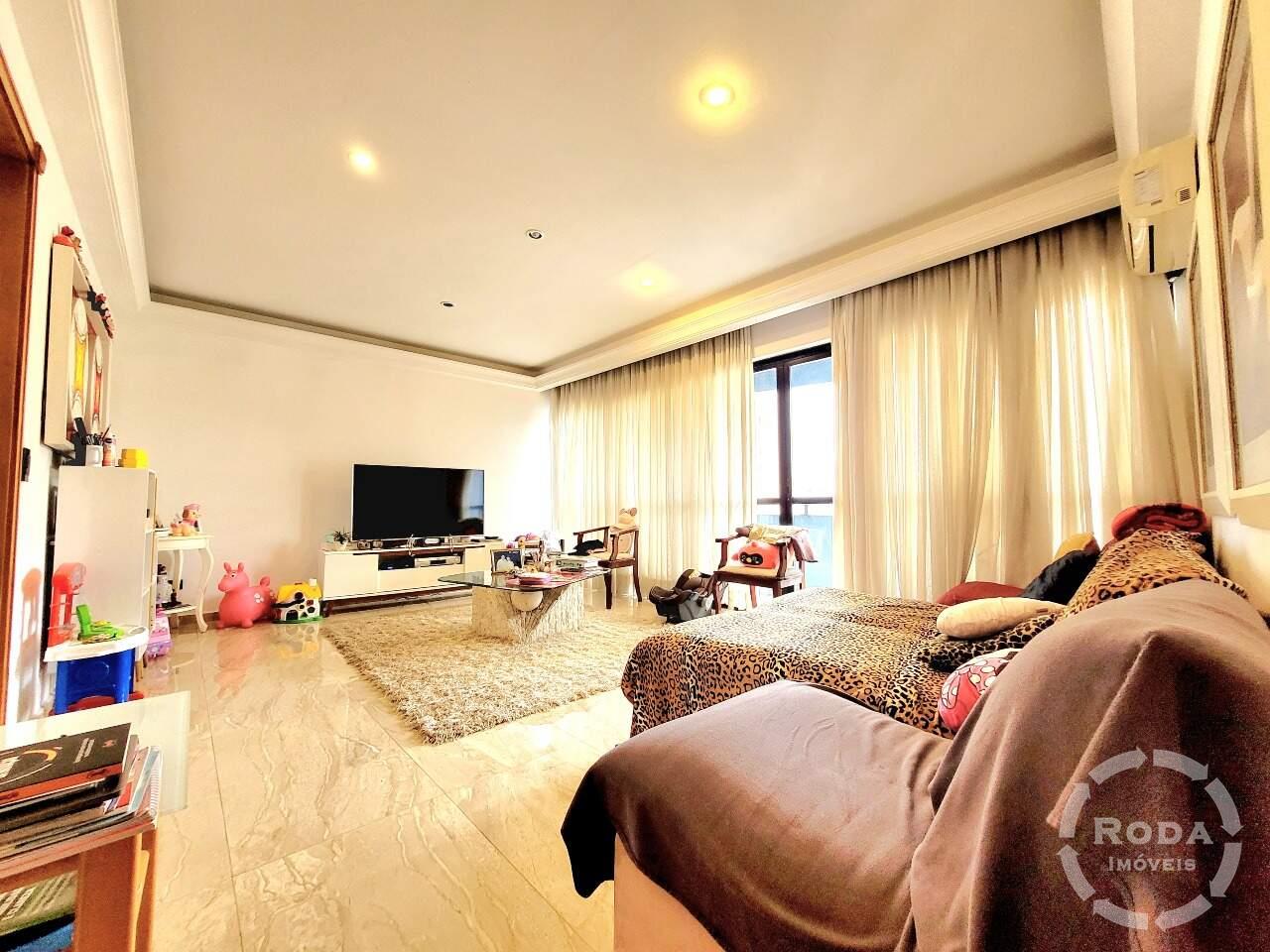 Cobertura à venda no Ponta da Praia: 