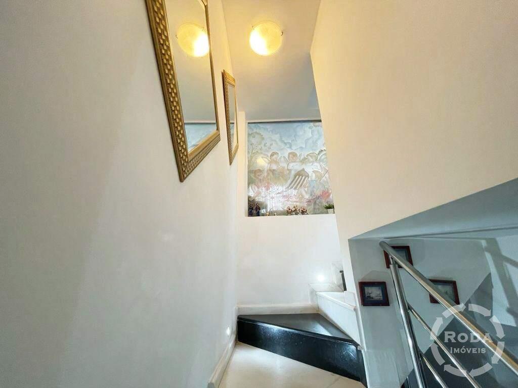 Cobertura à venda no Ponta da Praia: 