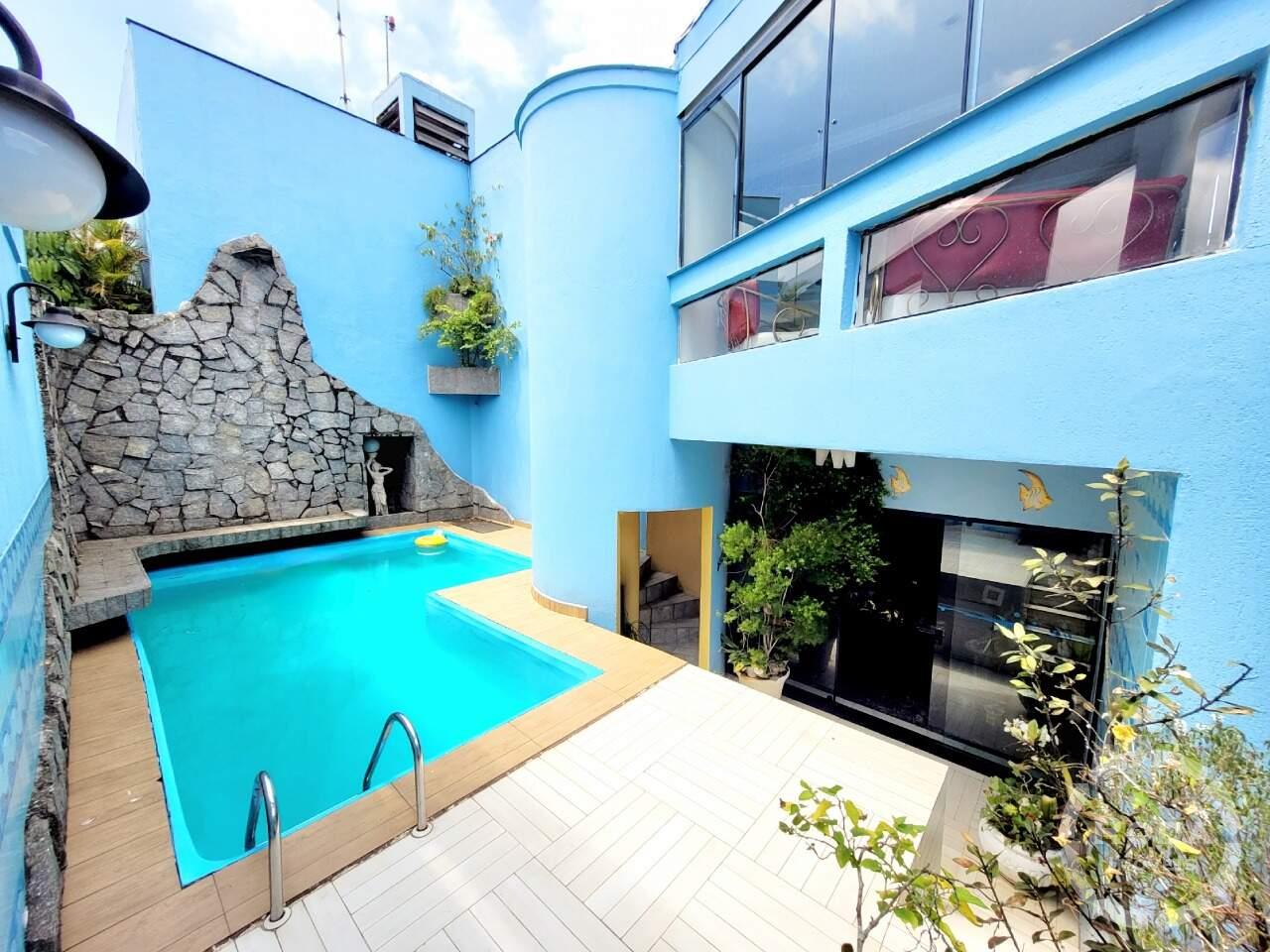 Cobertura à venda no Ponta da Praia: 