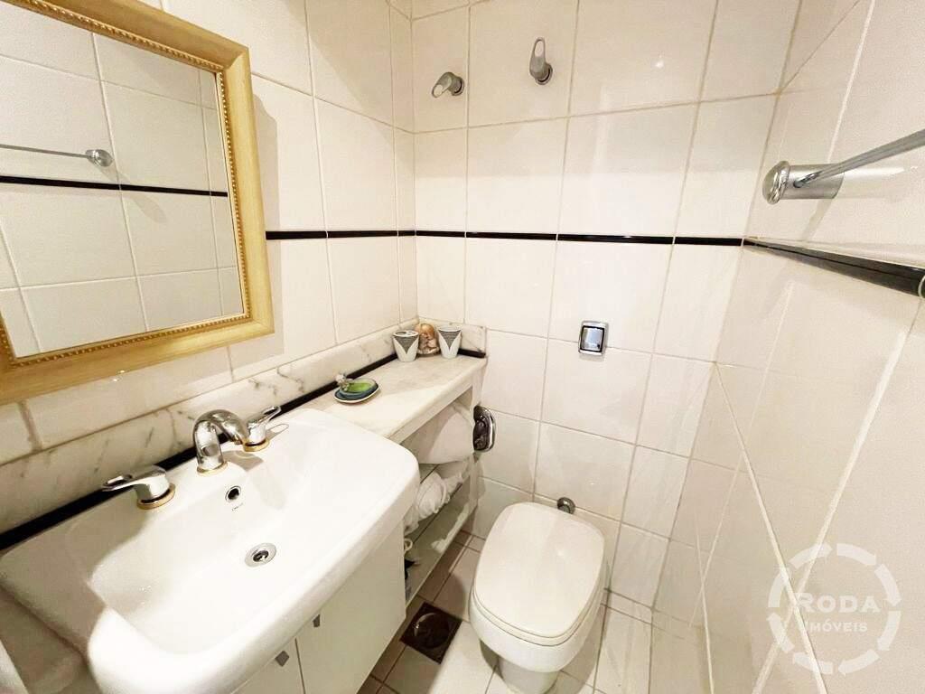 Cobertura à venda no Ponta da Praia: 