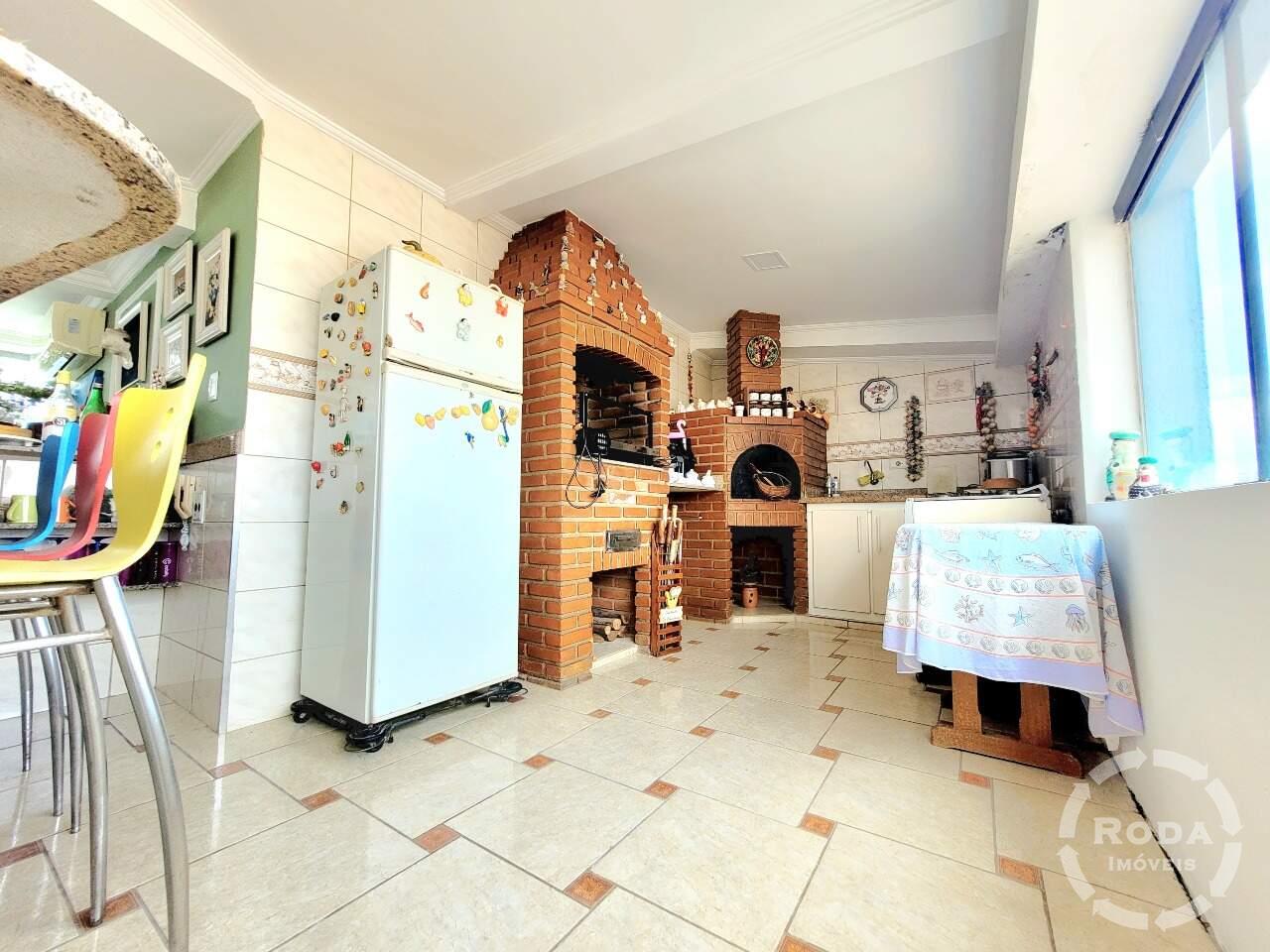 Cobertura à venda no Ponta da Praia: 