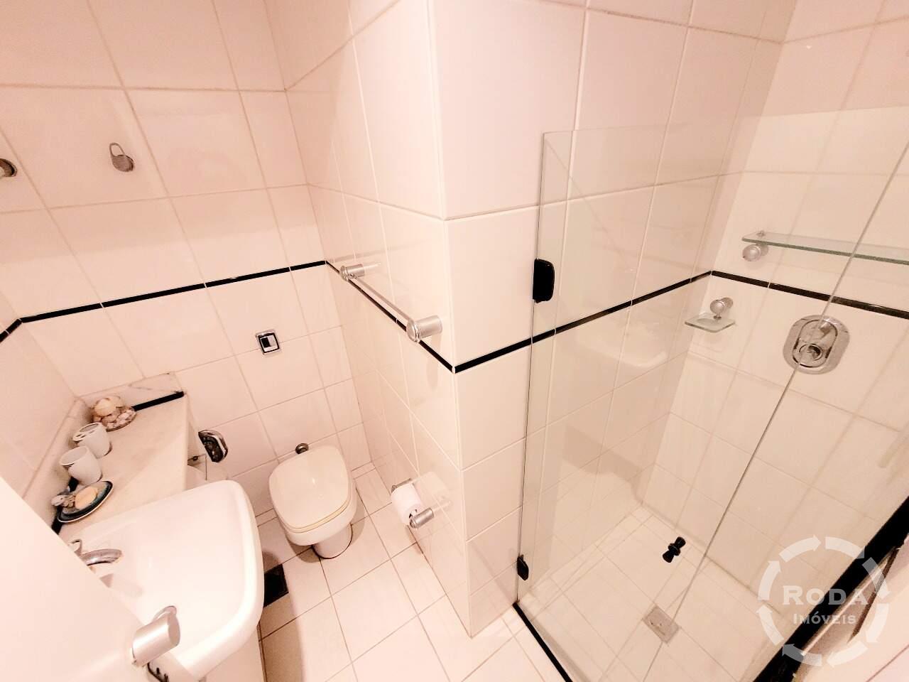 Cobertura à venda no Ponta da Praia: 