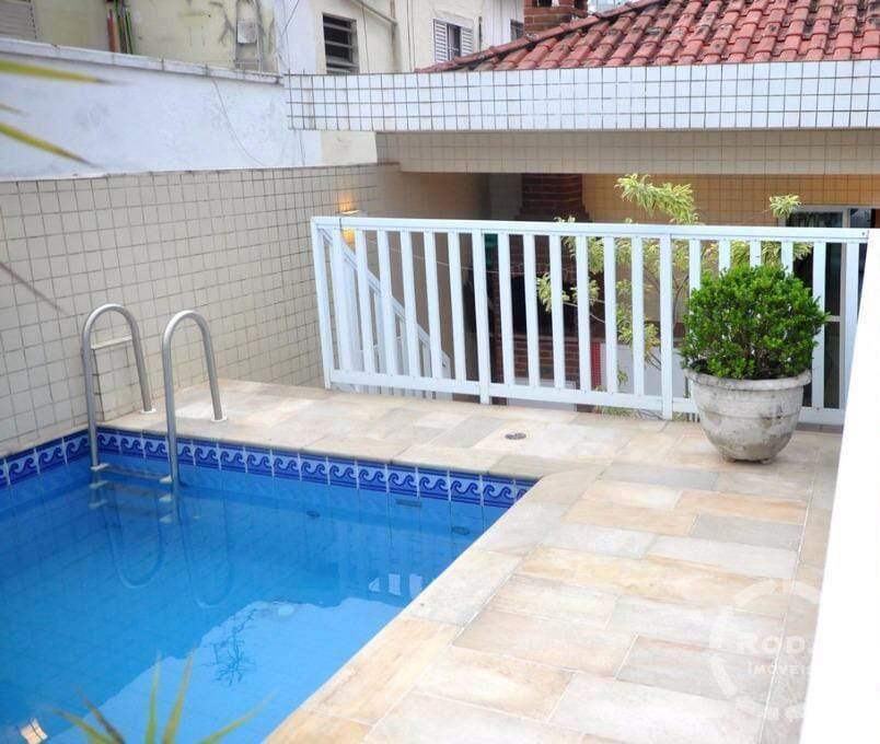 Casa à venda no Embaré: 