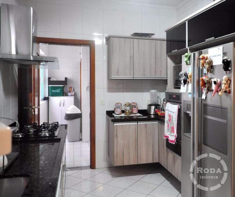 Casa à venda no Embaré: 