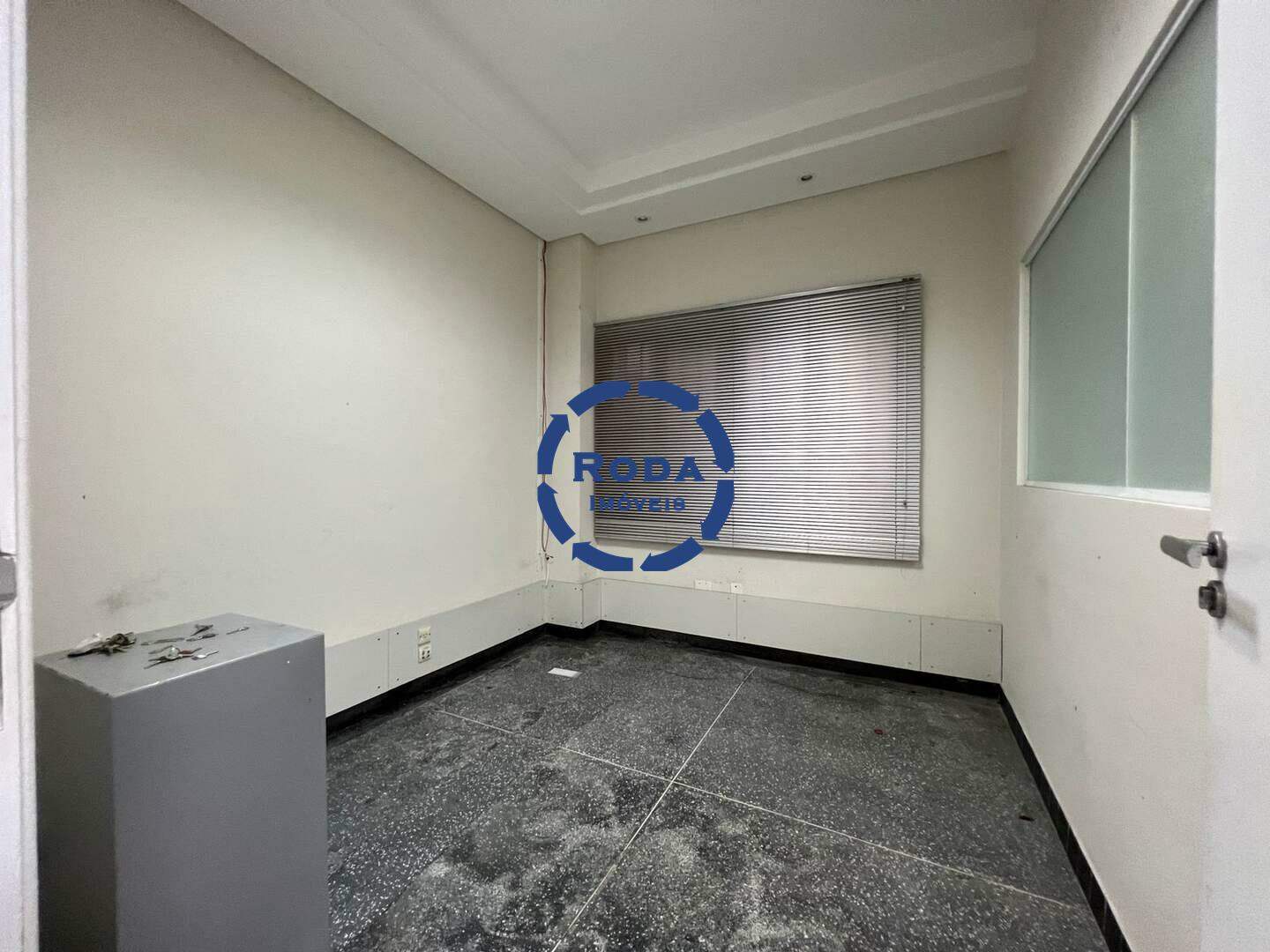 Loja para aluguel no Vila Mathias: 