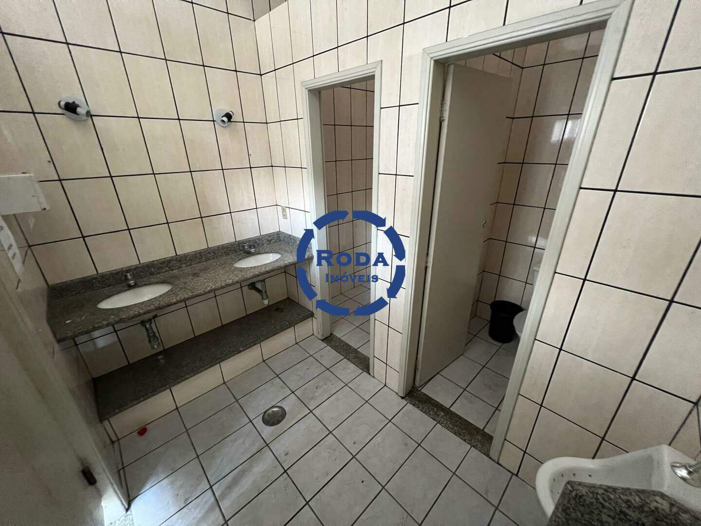 Loja para aluguel no Vila Mathias: 