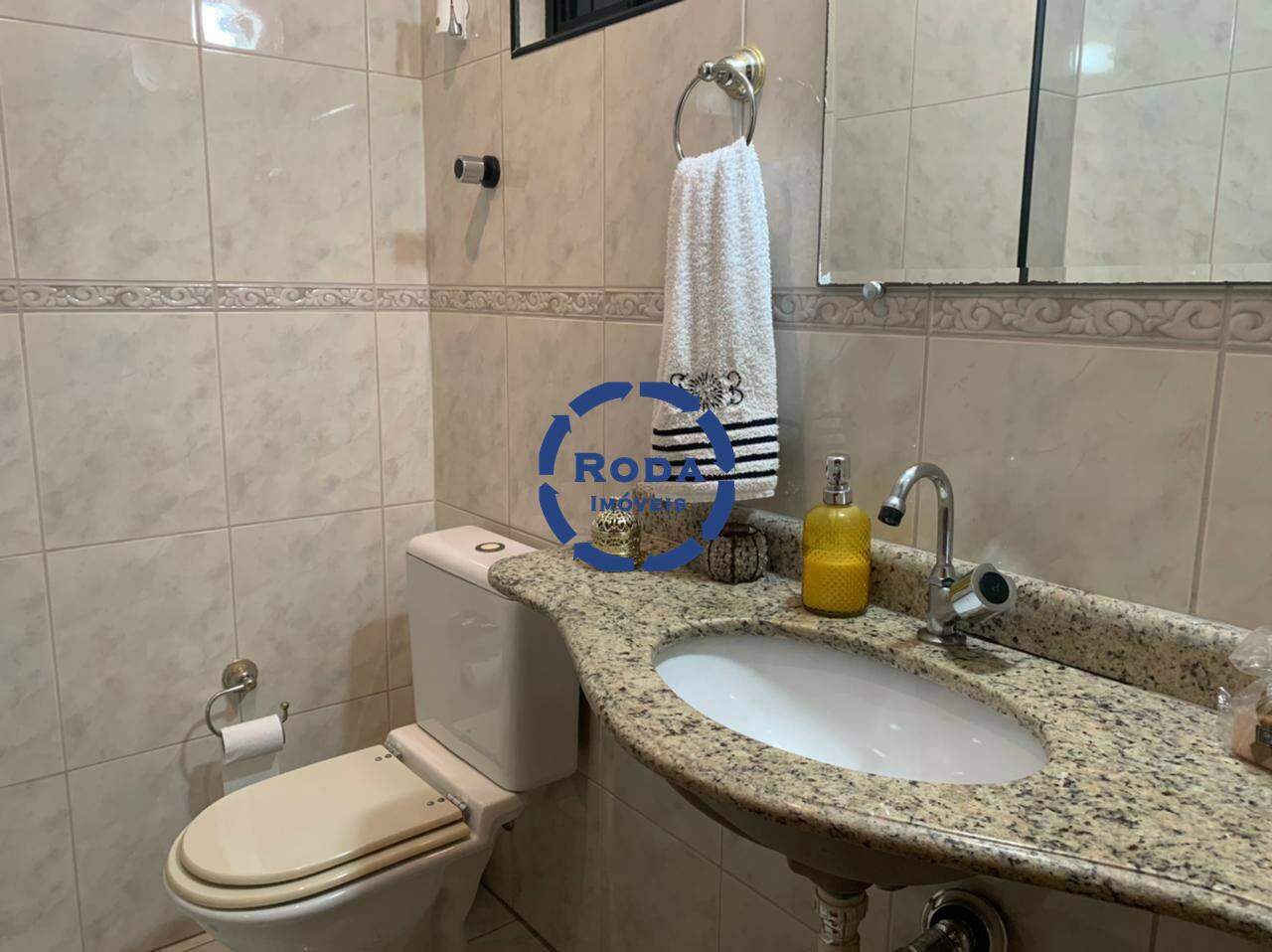 Apartamento à venda no Embaré: