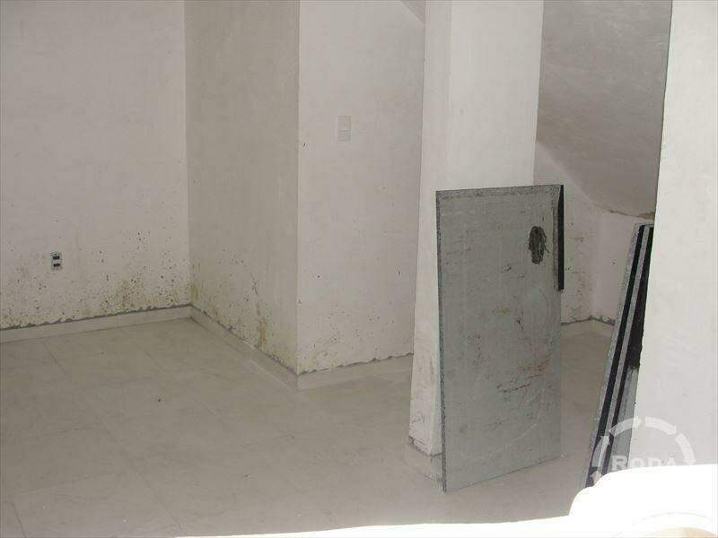 Sobrado de Condomínio à venda no José Menino: 