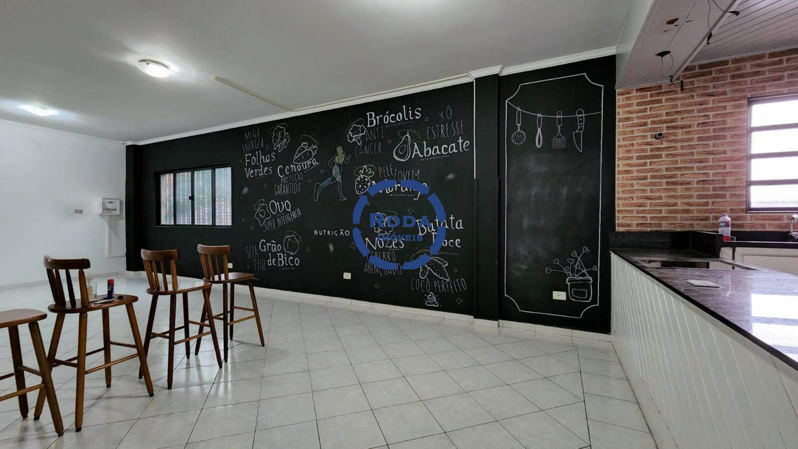 Casa à venda no Embaré: 