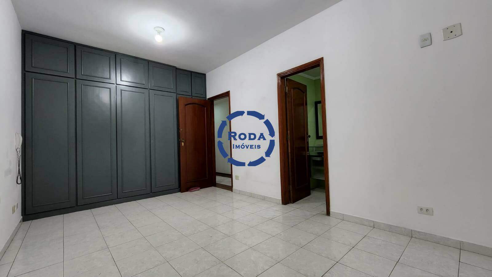 Casa à venda no Embaré: 