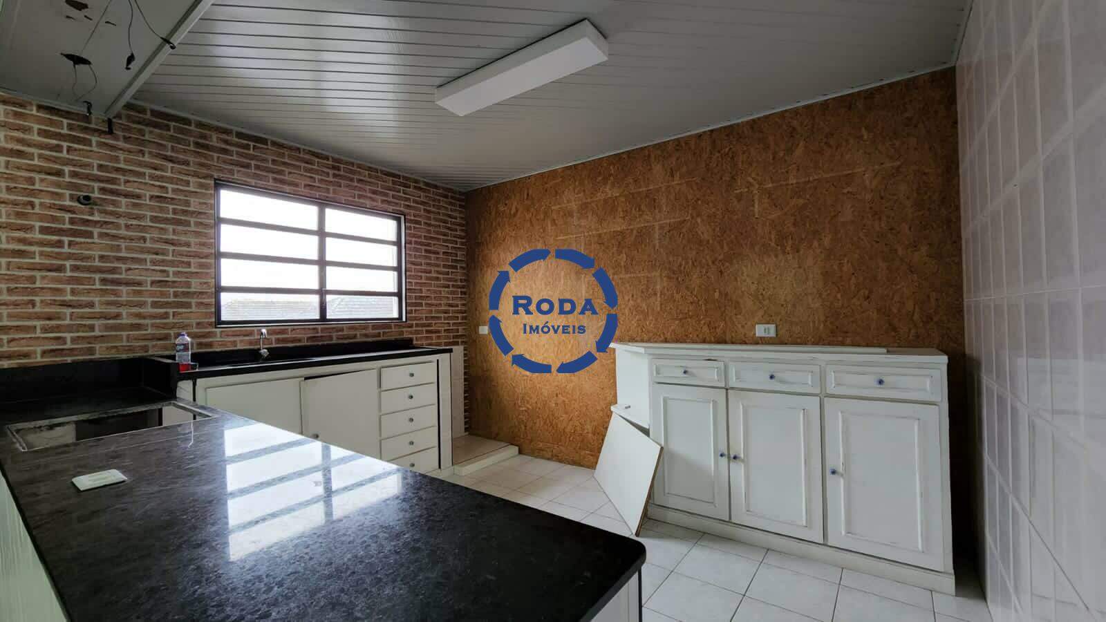 Casa à venda no Embaré: 