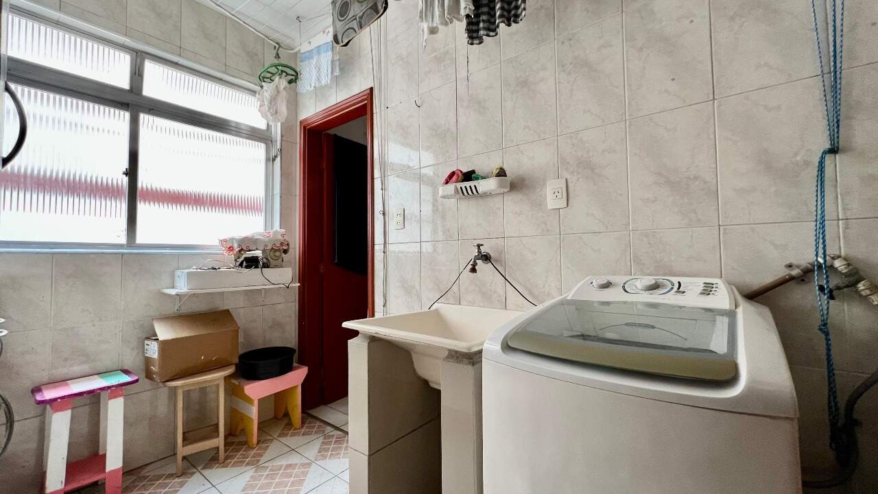 Apartamento à venda no Embaré: 