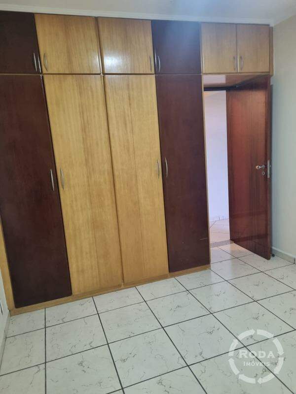 Apartamento para aluguel no Campo Grande: 