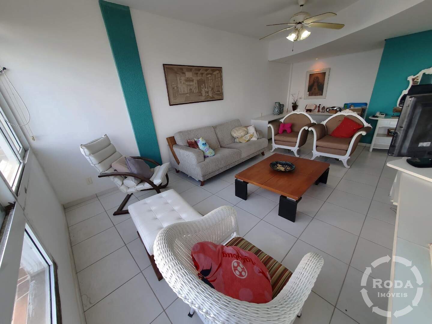 Apartamento à venda no Embaré: 