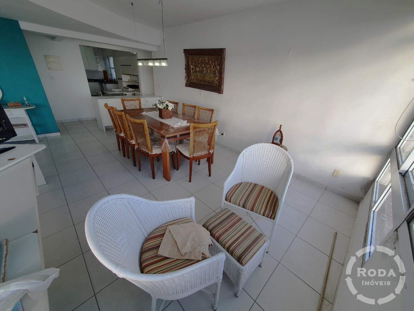Apartamento à venda no Embaré: 