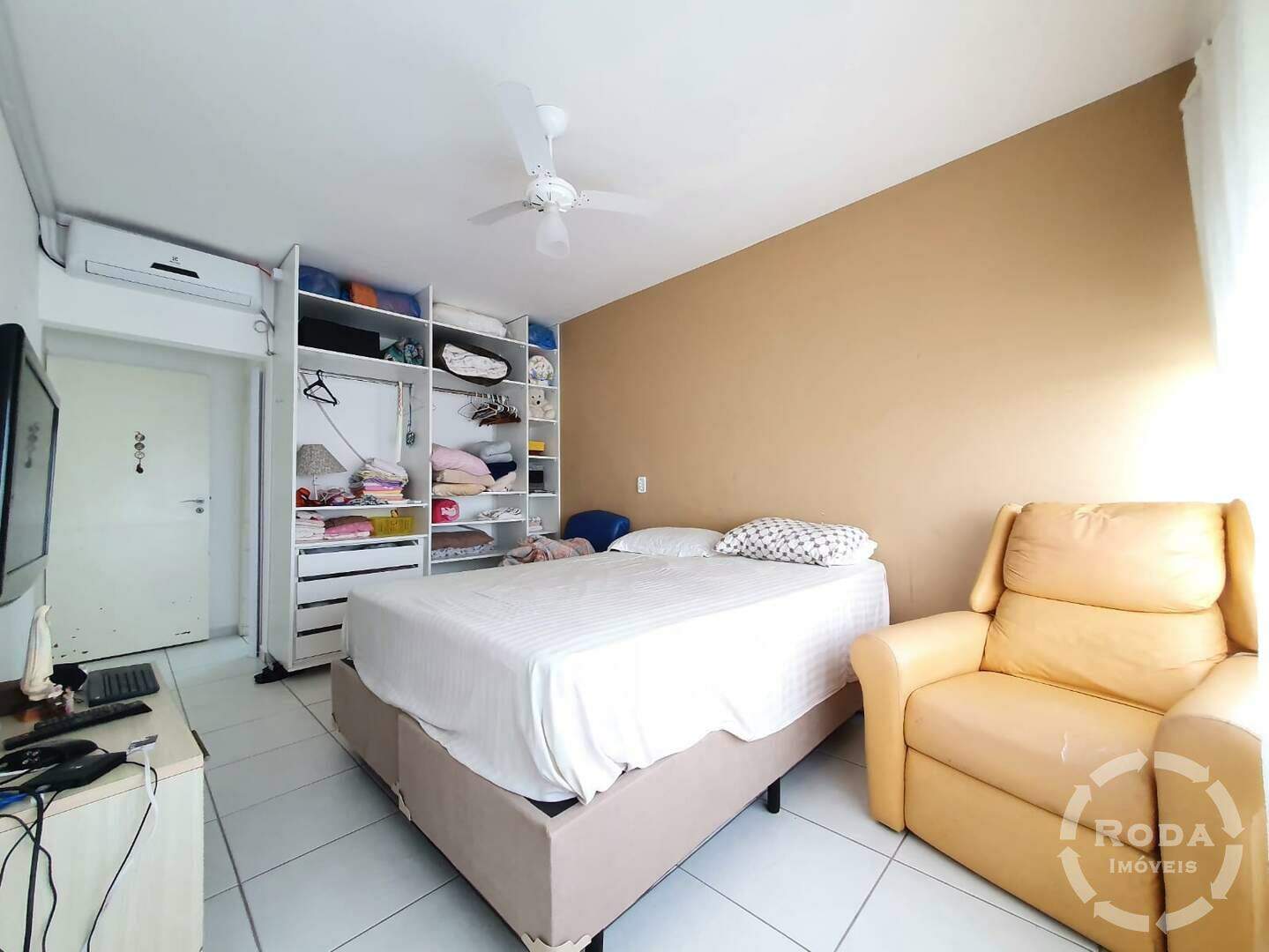 Apartamento à venda no Embaré: 
