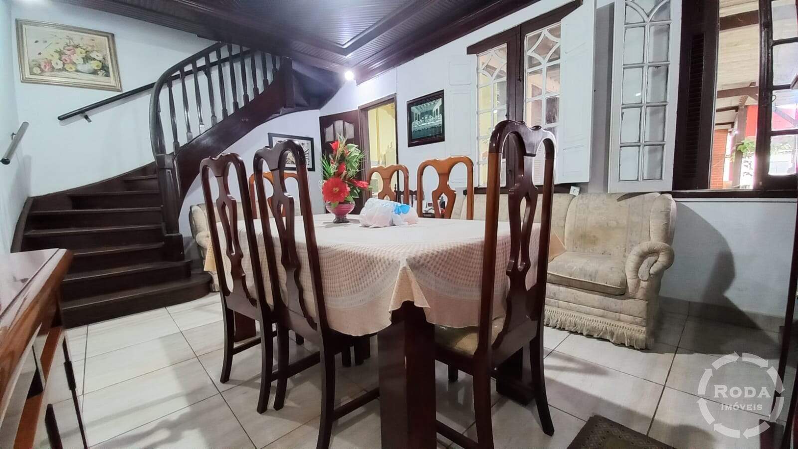 Sobrado à venda no Macuco: 