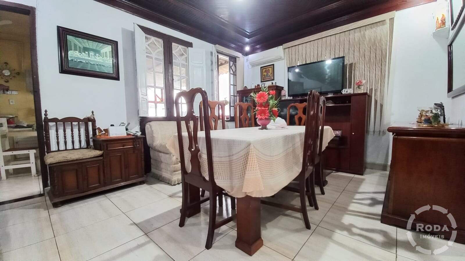 Sobrado à venda no Macuco: 