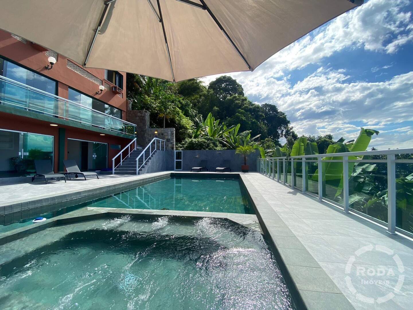 Casa à venda no Marapé: 