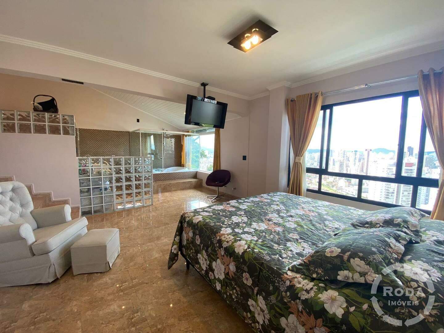 Casa à venda no Marapé: 